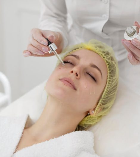 woman-beauty-clinic-face-treatment woman-beauty-clinic-face-treatment